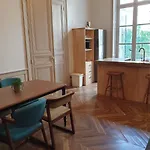 Apartment Meubles De L'arsenal Coeur De ! *