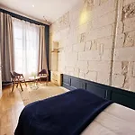 Meubles De L'arsenal Coeur De ! Apartment *