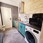 Meubles De L'arsenal Coeur De ! Apartment