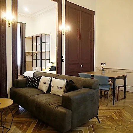 Meubles De L'arsenal Coeur De !