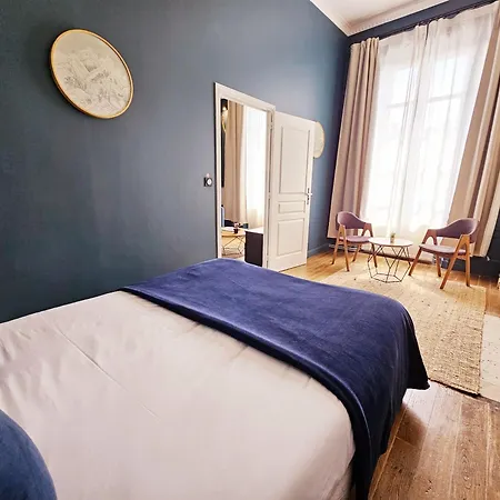 Meubles De L'arsenal Coeur De ! *