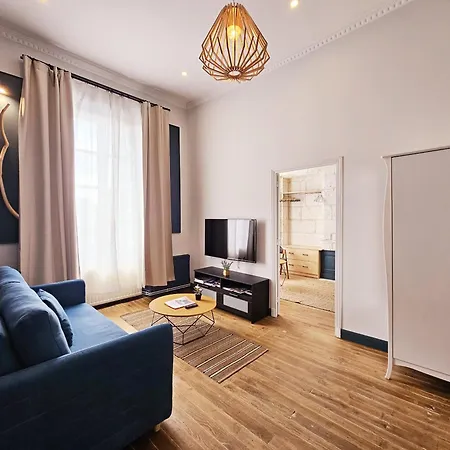 Meubles De L'arsenal Coeur De !