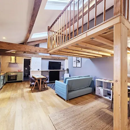 Meubles De L'arsenal Coeur De ! Apartment *