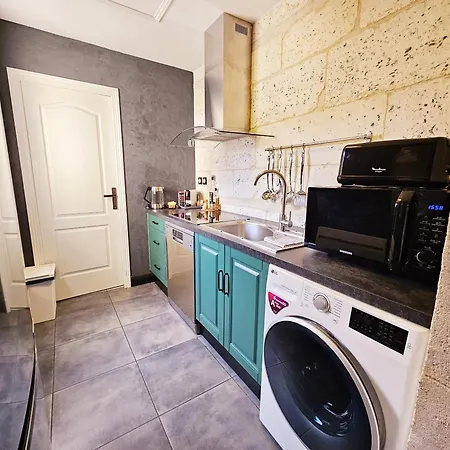 Meubles De L'arsenal Coeur De ! Apartment