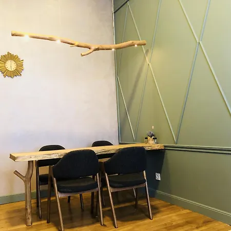 Apartment Meubles De L'arsenal Coeur De !