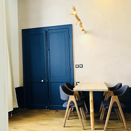 Meubles De L'arsenal Coeur De ! Apartment *