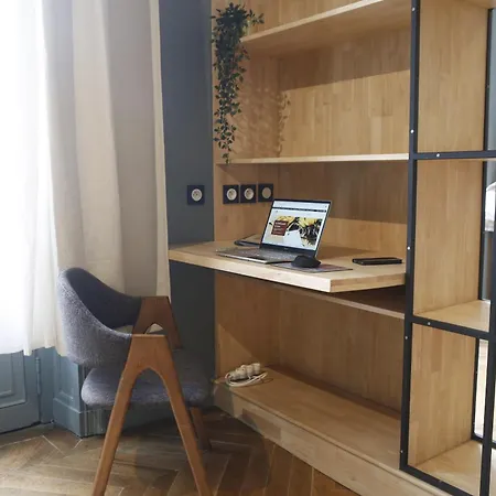 Apartment Meubles De L'arsenal Coeur De ! *