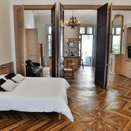 Meubles De L'arsenal Coeur De ! Apartment Angouleme