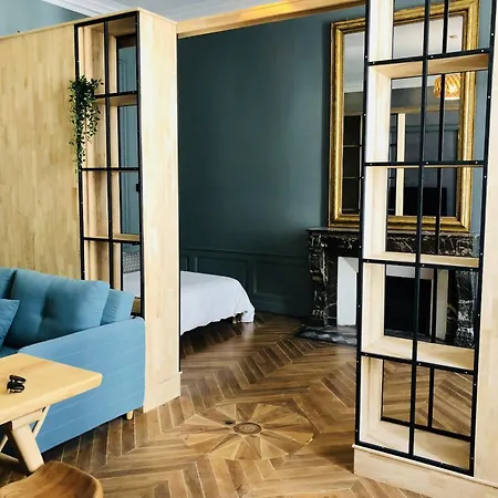 Meubles De L'arsenal Coeur De ! Apartment *