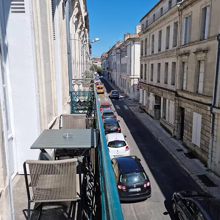 Apartment Meubles De L'arsenal Coeur De !
