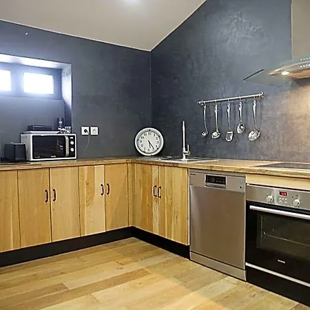 Apartment Meubles De L'arsenal Coeur De