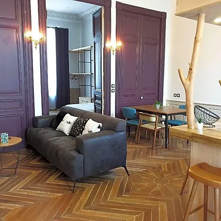 Apartment Meubles De L'arsenal Coeur De Angouleme
